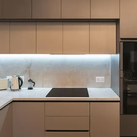 Mackenzie Story 2 Bdr Luxe Flat Appartamento Larnaca